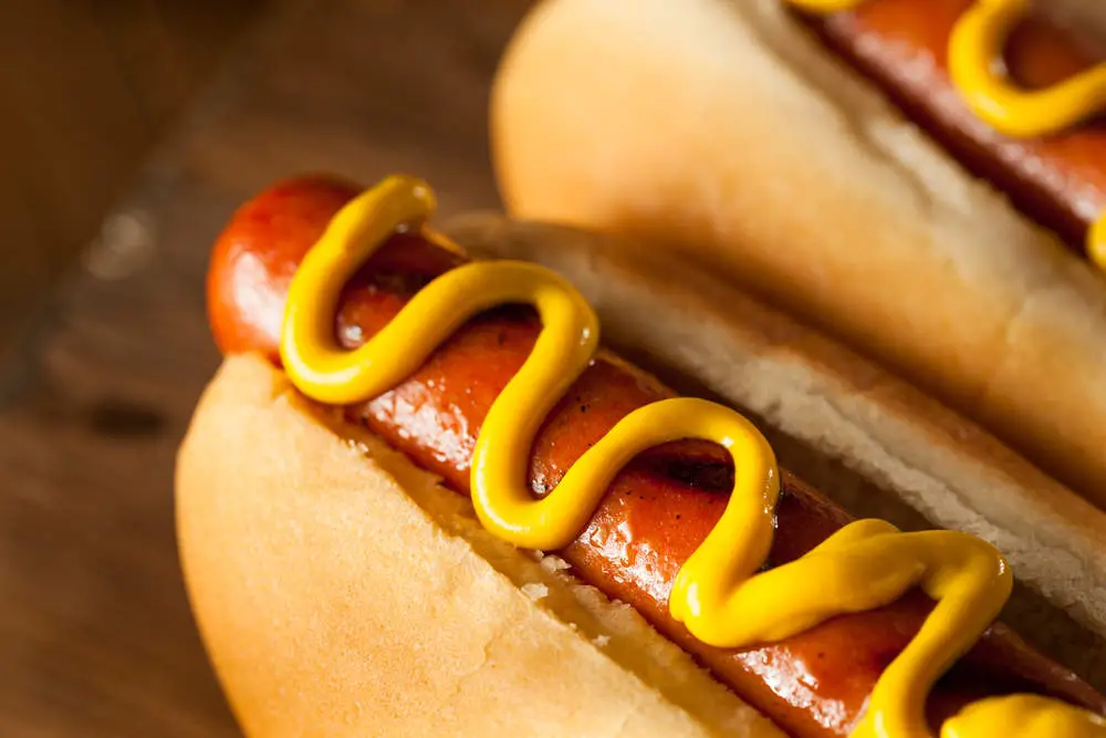 Hot dogs with buns
