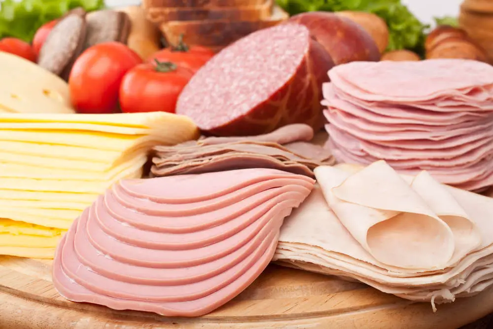 Sliced lunch meat